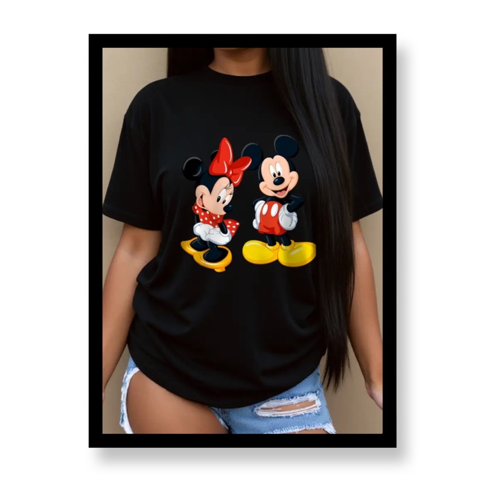Women’s Plus Size Disney White T-Shirt with Mickey and Minnie Mouse